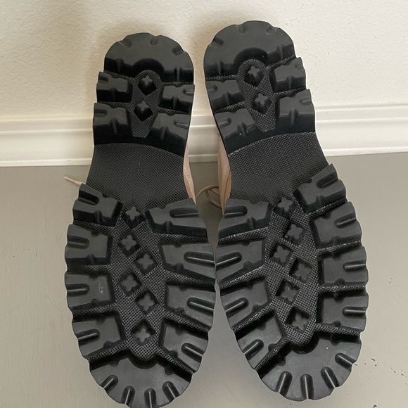 Jcrew Gwen lug sole lace up ankle boot in suede Size: 6.5 *New without tags* - Picture 4 of 15